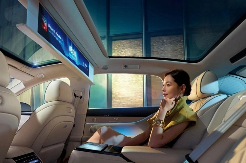 Huawei расширяет автобизнес: показаны универсал Stelato и первенец совместного бренда с SAIC