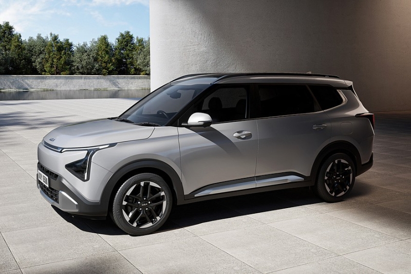 Кроссвэн Kia Carens Clavis: на подходе версия с совсем другой «начинкой»