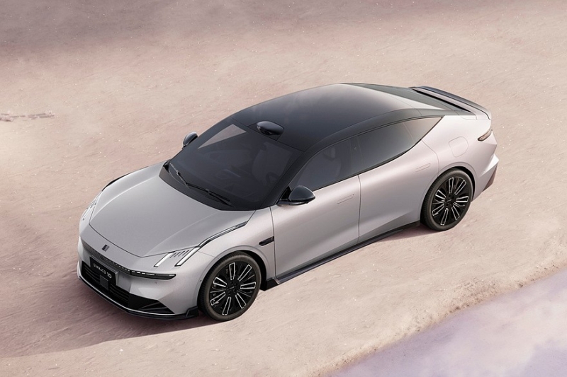 Lynk & Co 10 EM-P готовится к старту продаж: седан предложат со стандартным полным приводом