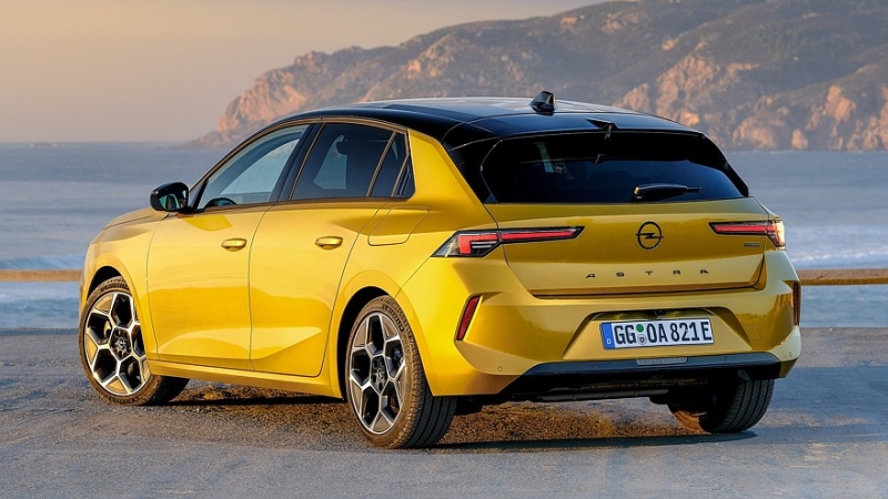 Opel добавил мощности теряющей популярность Астре, не повысив при этом цены