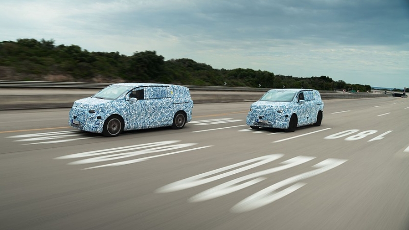 Прошедший ряд испытаний Mercedes-Benz VLE показался на новых фото