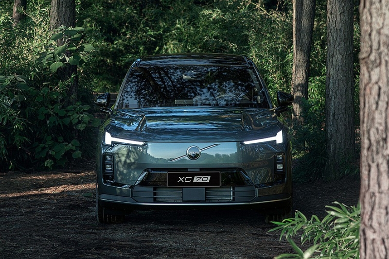 Volvo XC70 в виде кроссовера готовится к выходу на рынок: новые официальные фото