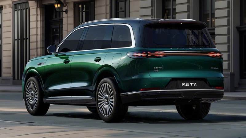 Exeed собирается вывести на российский рынок флагманский кроссовер Exlantix E02