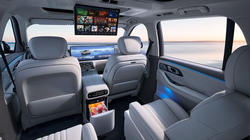 Флагманский кроссовер Geely Galaxy M9: отличный баланс цена/оснащение и ажиотаж