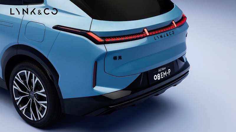 Кроссовер Lynk & Co 08 на платформе Volvo: рестайлинг на фоне падения продаж