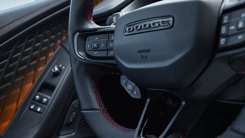 На американский рынок выходит новый бензиновый Dodge Charger