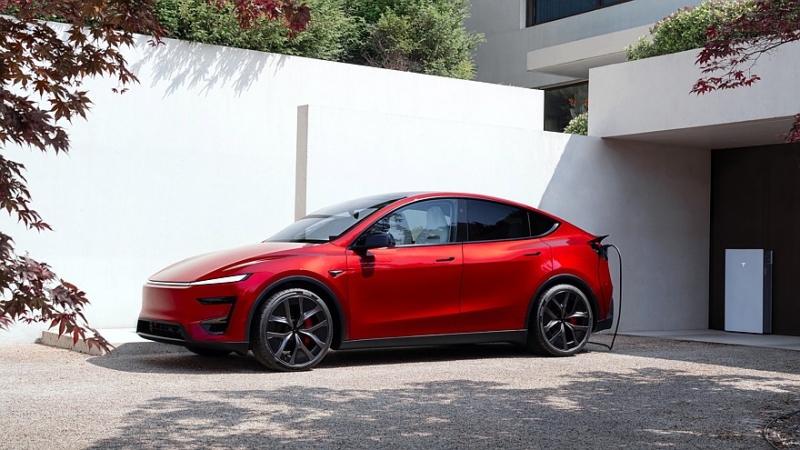 Обновлённый Tesla Model Y Performance дебютировал во «враждебной» Европе