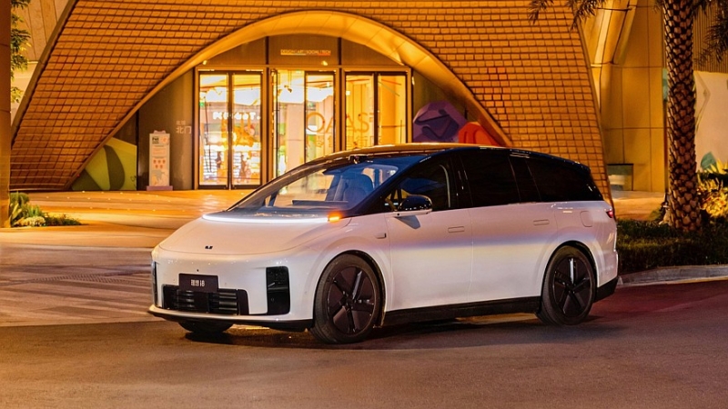 Провал и скандал: Li i8 подешевел всего через неделю после дебюта на фоне слабых продаж