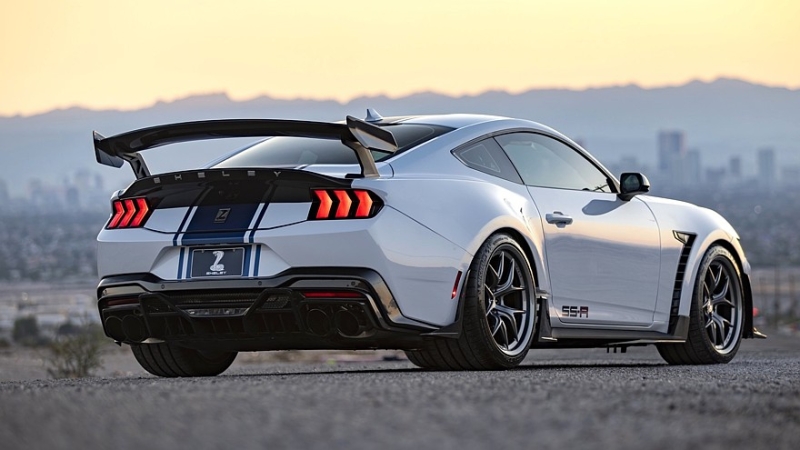 Трековый толстяк: представлен Shelby Super Snake-R на базе Ford Mustang Dark Horse