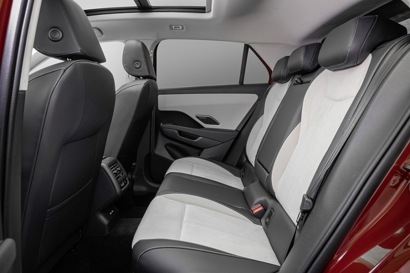 Volkswagen рассекретил кроссовер T-Roc нового поколения, цена известна