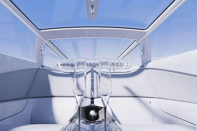 Changan провёл в Европе премьеру роскошного седана Avatr Vision Xpectra