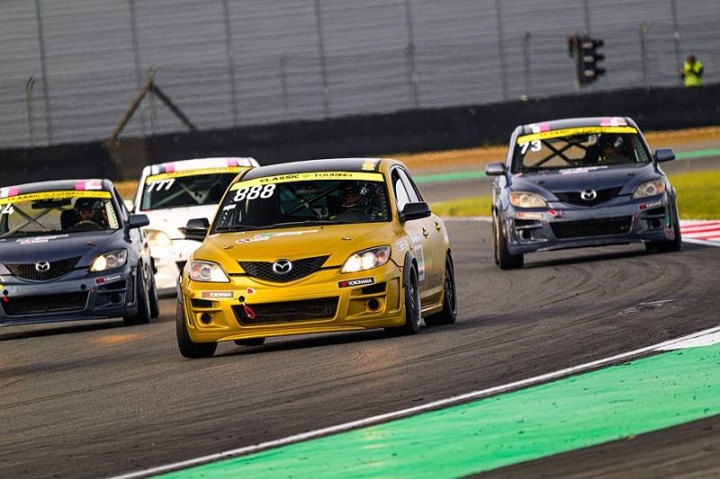 Финал Classic Touring: битва ретро-легенд на Moscow Raceway