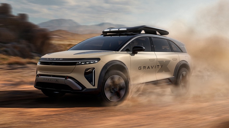 Lucid принимает заказы на большой кроссовер Gravity и разрабатывет три среднеразмерных модели