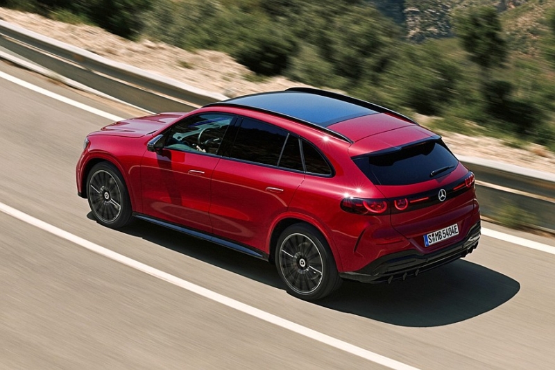 Mercedes-Benz GLC with EQ Technology: 800 вольт, пиксельный «гриль» и фоторамка в «базе»