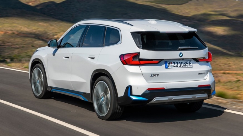 Обновлённый BMW iX1: первые изображения