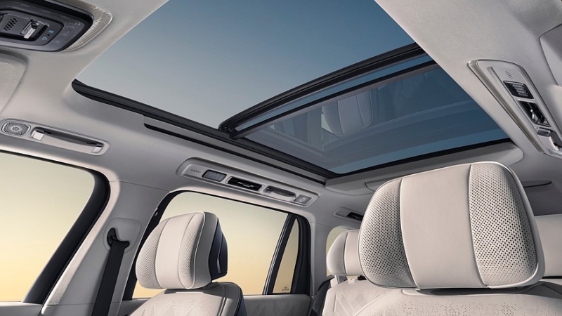 Роскошный гибридный кроссовер Zeekr 9X вышел на рынок: 1400 л.с. и 3,1 с до «сотни»