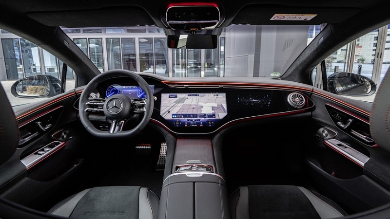 Скорая отставка: Mercedes может через несколько месяцев завершить выпуск EQE и EQE SUV