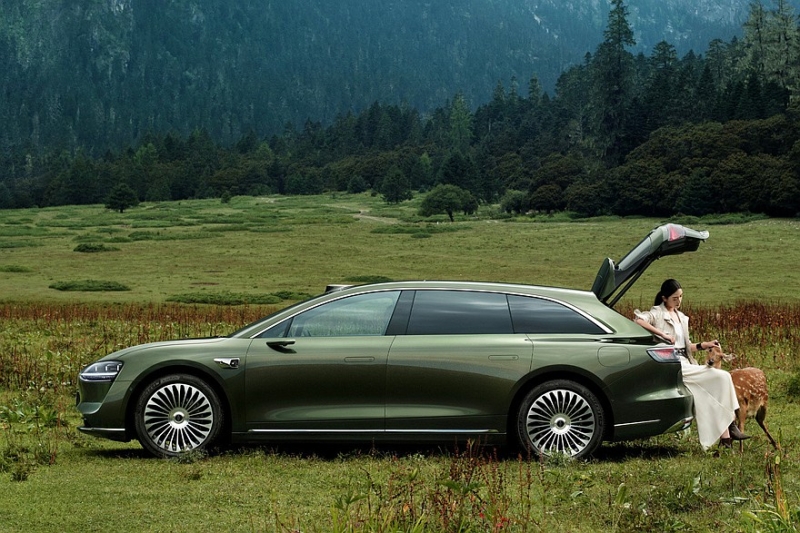 Универсал Stelato S9T от Huawei и BAIC: несколько вариантов начинки, есть полный привод