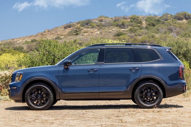 Анонсирован большой кроссовер Kia Telluride нового поколения