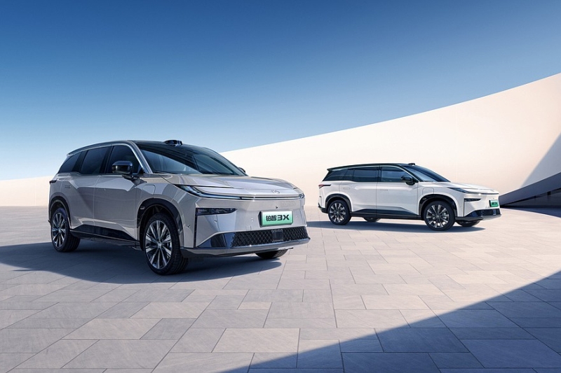 Анонсирован новый кроссовер от GAC – Aion i60, брат Toyota bZ3X