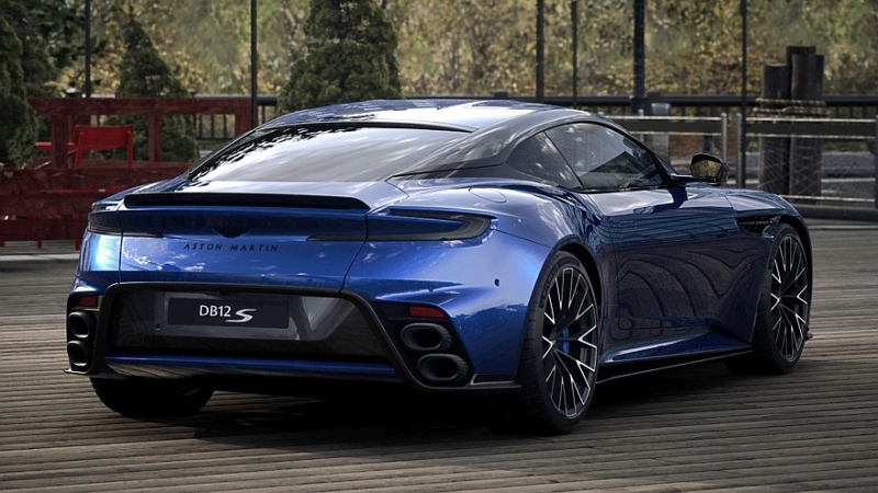 Aston Martin DB12 S: доработанное шасси и 700-сильный V8 с особо сочным звуком