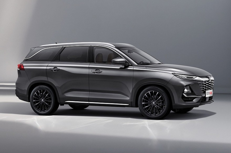 Changan CS75 Pro, бывший «престижный» Oshan, получил новый салон и более мощный мотор