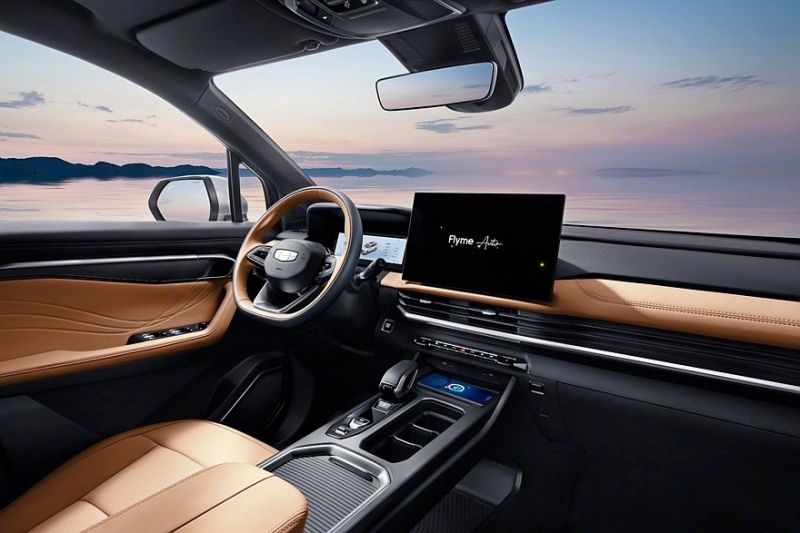 Geely полностью раскрыла дизайн обновлённого кроссовера Okavango