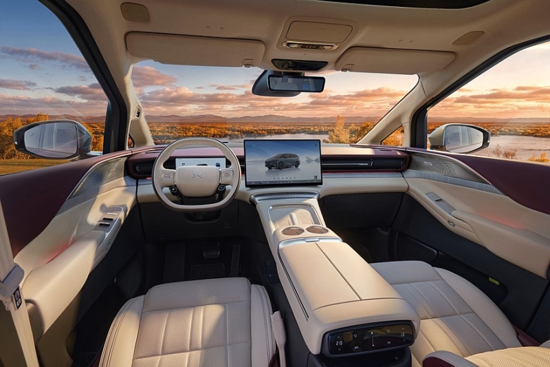 Гибридный минивэн Xpeng X9 EREV похвастался выдающейся дальнобойностью