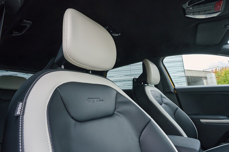 Хэтчбек Kia K4 на замену Ceed: показана стандартная версия