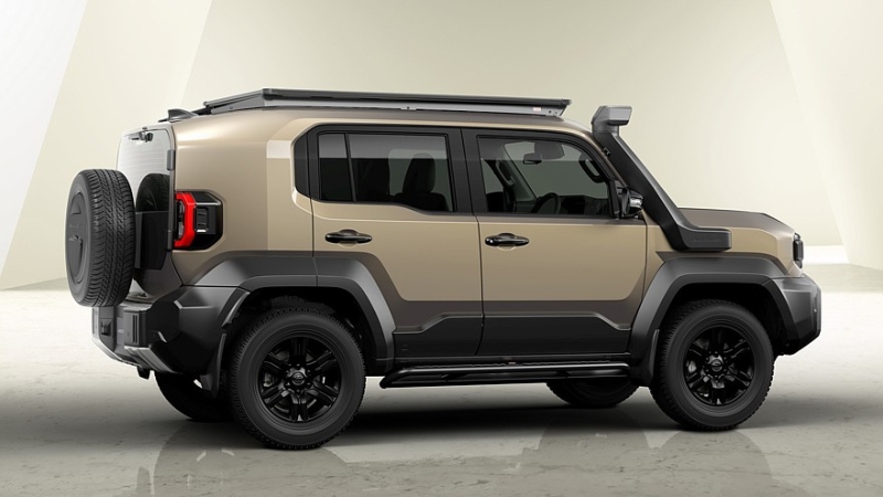 Маленький, брутальный и только с ДВС: рассекречен Toyota Land Cruiser FJ