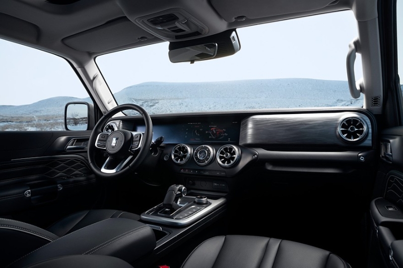 На российский рынок готовится выйти обновлённый внедорожник Tank 300