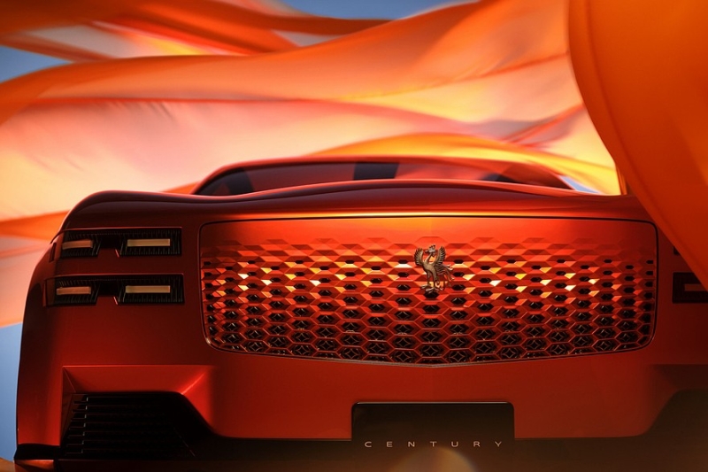 Премьеры Toyota: будущая Corolla, внедорожное купе Century и шестиколёсный минивэн Lexus LS