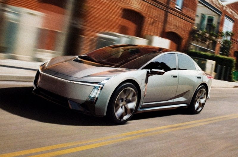 Премьеры Toyota: будущая Corolla, внедорожное купе Century и шестиколёсный минивэн Lexus LS