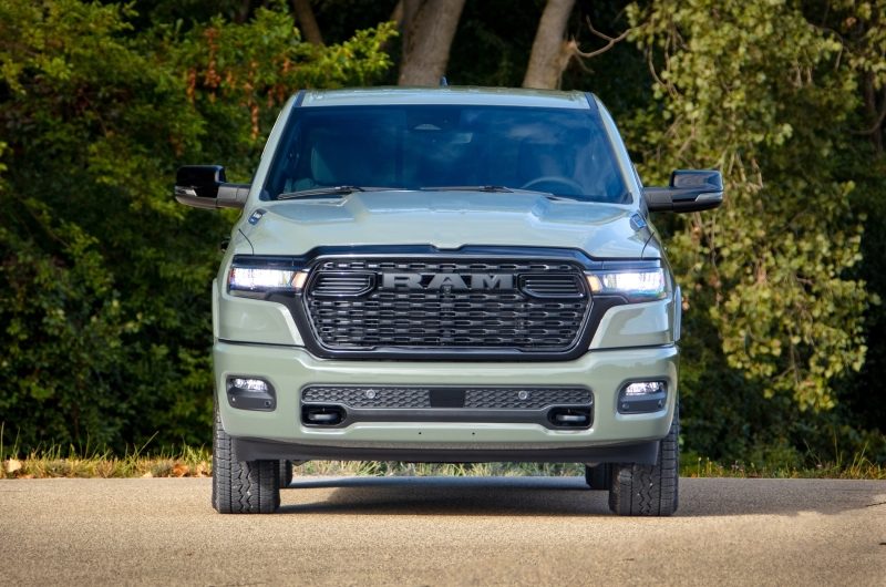 Ram скоро представит две SRT-модели и готовит свой первый большой внедорожник