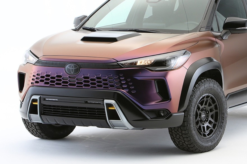 Toyota Corolla Cross подготовили для путешествий по горным маршрутам