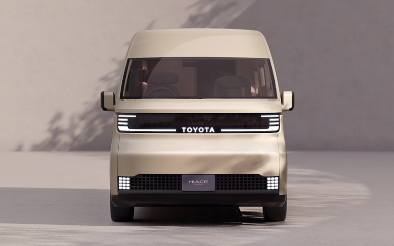 Toyota показала в Токио предвестника вэна HiAce нового поколения