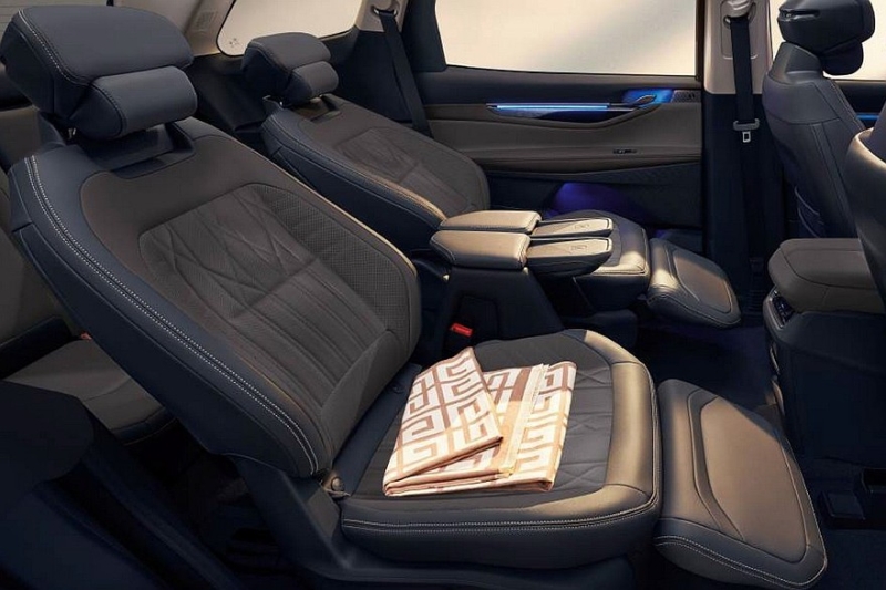 Ford Edge нового поколения перестал быть эксклюзивом спустя два с лишним года после премьеры