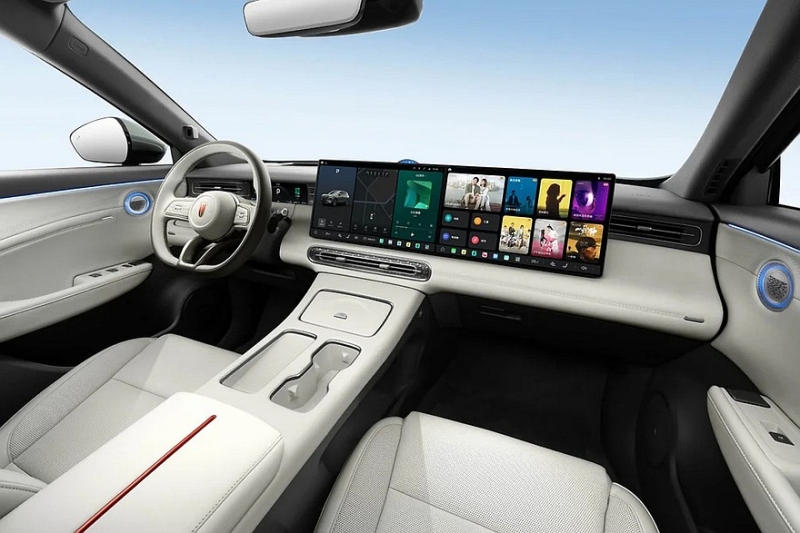 Кроссовер-рекордсмен Hongqi HS6 выходит на рынок