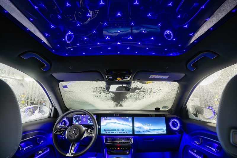 Mercedes-Benz GLB второго поколения показался на новых фото, рассекречен салон