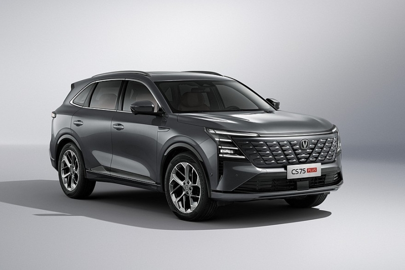 Новый Changan CS75 Plus готов к старту продаж в России: два мотора, есть полный привод