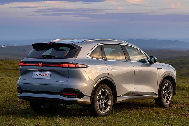 Новый Changan CS75 Plus готов к старту продаж в России: два мотора, есть полный привод