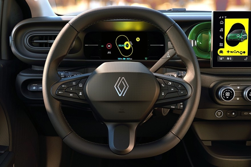 Новый Renault Twingo полностью рассекречен: дёшево, весело, но недалеко (до 263 км)