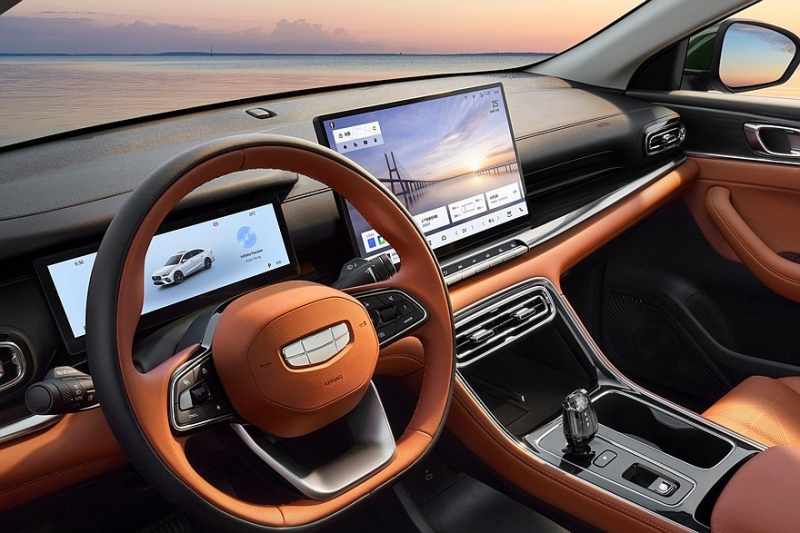 Седан Geely Emgrand нового поколения предложен с двумя моторами на выбор