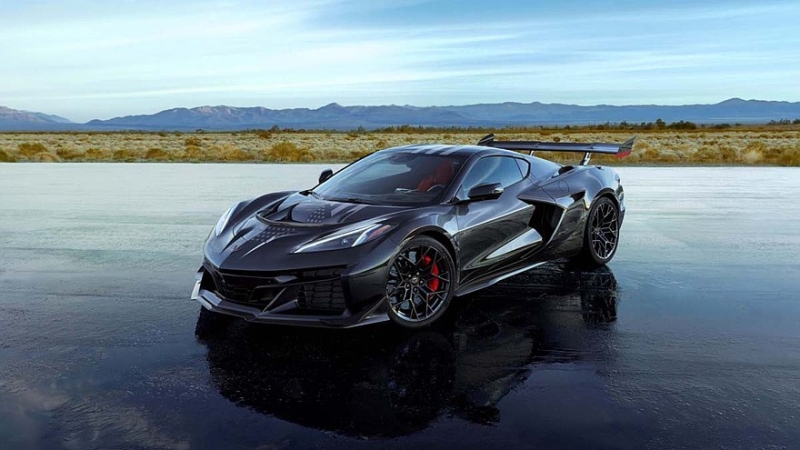 Chevrolet подготовил юбилейные версии Corvette, Colorado и Silverado