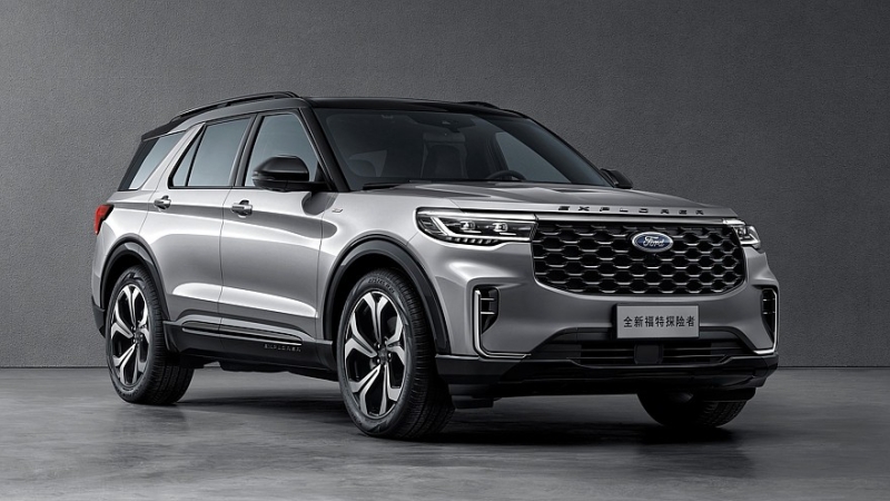 Ford Explorer для Китая: второй рестайлинг с «монобровью» и прежней техникой