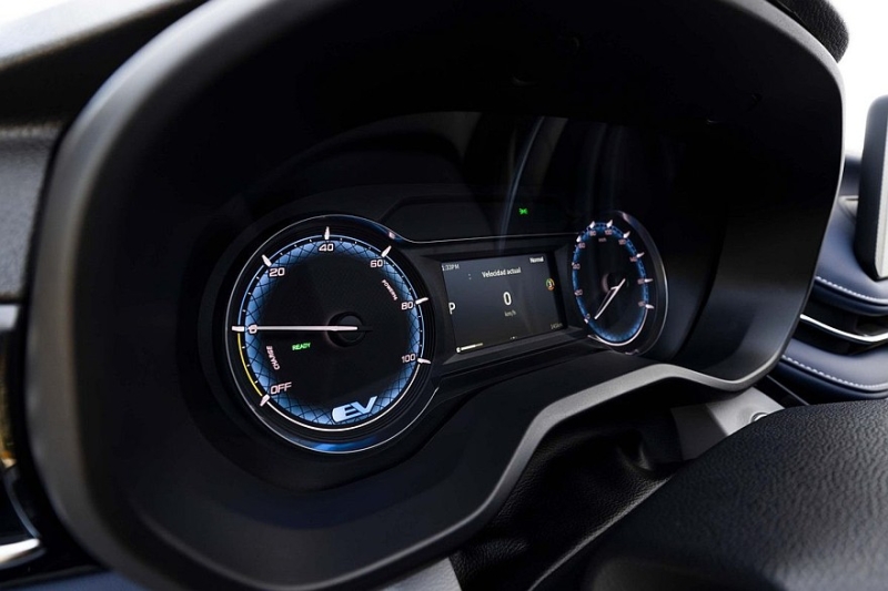 Фургон Chevrolet Express Max на базе «китайца» обрёл новую начинку