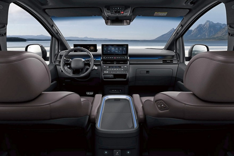 Hyundai анонсировала новинку &ndash; возможно, это Staria с другой начинкой