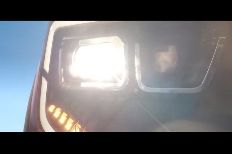 Кроссовер Mahindra XUV 7XO на замену XUV700: новые кадры и старт предзаказов