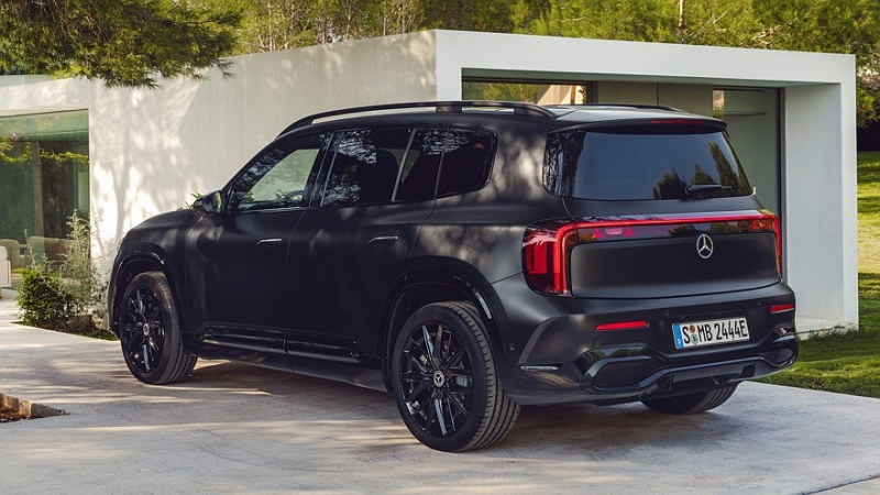 Mercedes-Benz рассекретил кроссовер GLB второго поколения, цены известны