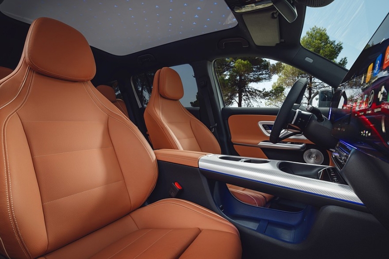 Mercedes-Benz рассекретил кроссовер GLB второго поколения, цены известны